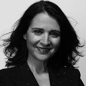 Julia Bunyatov - Her New Standard Executive Coach